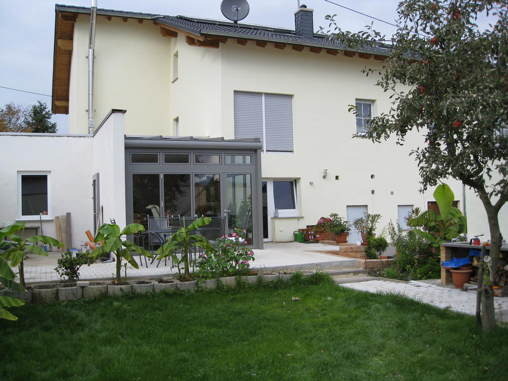 Gaestehaus Marietta Osann-Monzel Buitenkant foto