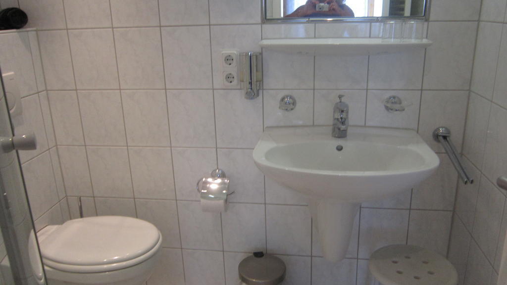 Gaestehaus Marietta Osann-Monzel Kamer foto