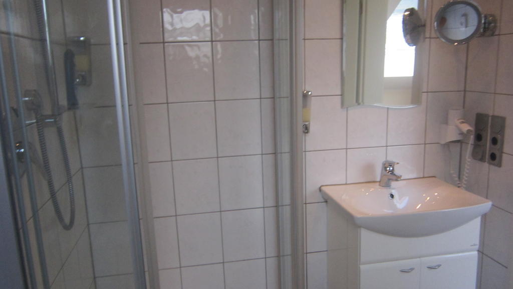 Gaestehaus Marietta Osann-Monzel Kamer foto