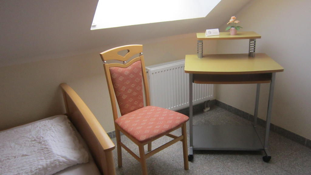 Gaestehaus Marietta Osann-Monzel Kamer foto